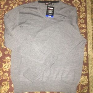 Kirkland V-Neck Merino Wool Sweater